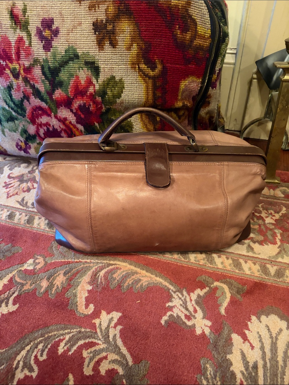 Lamb skin Leather Doctor Satchel